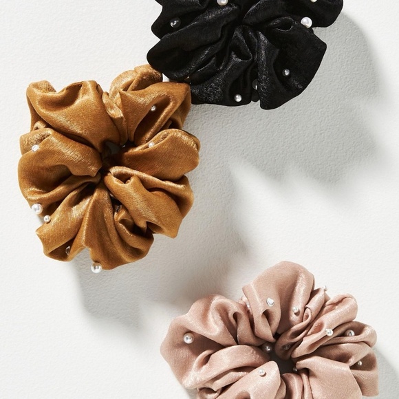 NWT Anthropologie Pearl Embellished Scrunchies Set of 3 - Picture 1 of 3